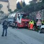 E' Andrea Rampinelli la vittima dell'incidente sul lavoro a Baveno: lascia la moglie e tre figlie E' Andrea Rampinelli la vittima dell'incidente sul lavoro a Baveno: lascia la moglie e tre figlie