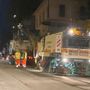I lavori di asfaltatura di ieri notte in viale Borri all'altezza dell'Esselunga