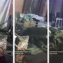 Le impressionanti immagini dei danni causati dall'auto che ha sfondato la recinzione e distrutto il cortile della casa affacciata su via XXV Aprile a Besozzo (foto tratta dal video dei proprietari pubblicato sulla pagina Facebook Sei di Besozzo se)