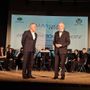 Franco Castiglioni e Marco Colombo sul palco del Teatro Manzoni Franco Castiglioni e Marco Colombo sul palco del Teatro Manzoni