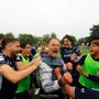 L'urlo liberatorio di Marco Spilli in mezzo ai suoi ragazzi al fischio finale (foto Enrico Scaringi - Varesina Calcio) L'urlo liberatorio di Marco Spilli in mezzo ai suoi ragazzi al fischio finale (foto Enrico Scaringi - Varesina Calcio)