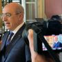 Il prefetto di Varese Salvatore Pasquariello Il prefetto di Varese Salvatore Pasquariello