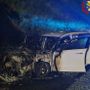 L'auto distrutta dalle fiamme dopo l'incidente sull'Autolaghi ad Albizzate tra Castronno e Solbiate