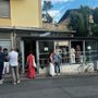 Bulbo a Casbeno in una delle prime serate di questa nuova avventura. Presente anche il sindaco di Varese Davide Galimberti (vedi sotto) Bulbo a Casbeno in una delle prime serate di questa nuova avventura. Presente anche il sindaco di Varese Davide Galimberti (vedi sotto)