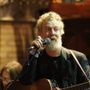 Addio a Glen Hansard, il cantautore premio Oscar morto in un incidente in moto Addio a Glen Hansard, il cantautore premio Oscar morto in un incidente in moto