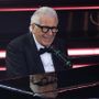 E' morto Peppino Di Capri, aveva 87 anni. Addio alla voce di "Champagne" E' morto Peppino Di Capri, aveva 87 anni. Addio alla voce di "Champagne"