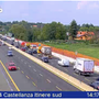 I soccorsi sul posto visti dalle webcam di Autostrade per l'Italia I soccorsi sul posto visti dalle webcam di Autostrade per l'Italia