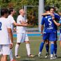 Ferrante abbracciato dopo l'1-1 (foto Scaringi - Varesina Calcio)