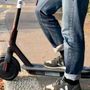 Monopattini elettrici, al via le nuove norme. La Lega di Varese: «Servono controlli su sharing e privati a tutela di pedoni e anziani»