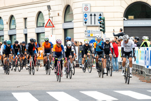 Tre Valli, si comincia: oggi la cronometro, domani la Gran Fondo. Ecco come cambia la viabilità a Varese nel weekend Tre Valli, si comincia: oggi la cronometro, domani la Gran Fondo. Ecco come cambia la viabilità a Varese nel weekend