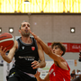 Amedeo Della Valle alla sua prima con la maglia di Varese (foto Ossola) Amedeo Della Valle alla sua prima con la maglia di Varese (foto Ossola)