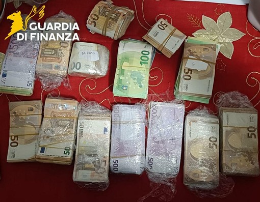 Traffico di droga, nove arresti della Finanza di Firenze: indagini e sequestri anche nel Varesotto