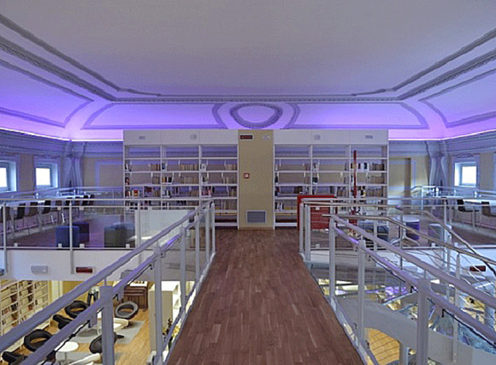 La sala Monaco della Biblioteca Civica di Busto La sala Monaco della Biblioteca Civica di Busto