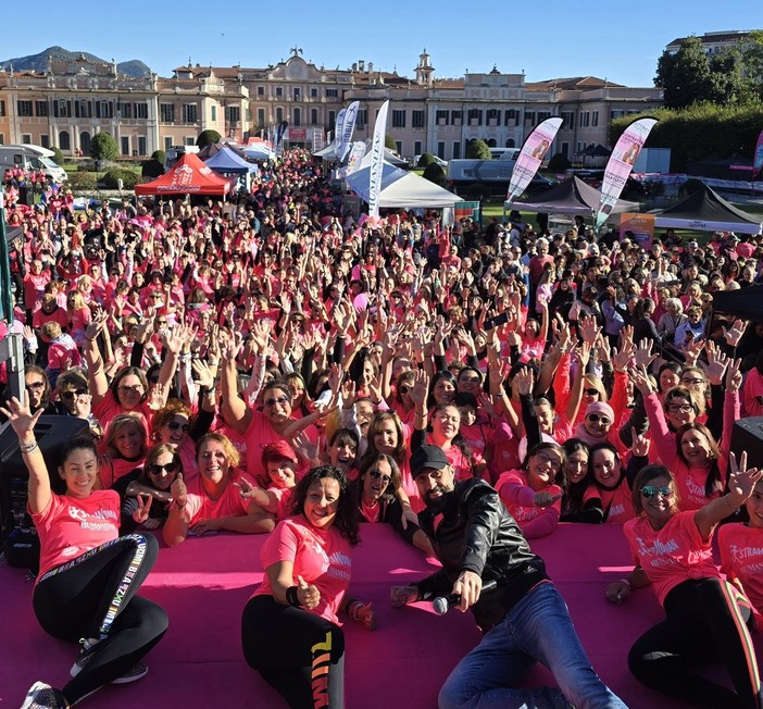 Humanitas Medical Care, un'onda rosa a Varese a favore della prevenzione Humanitas Medical Care, un'onda rosa a Varese a favore della prevenzione