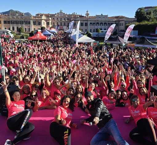 Humanitas Medical Care, un'onda rosa a Varese a favore della prevenzione Humanitas Medical Care, un'onda rosa a Varese a favore della prevenzione