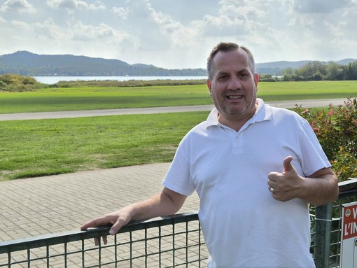 Mimmo Esposito in riva al lago, tra lavoro al Volo a Vela, Varese e politica