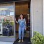 L'ultima protagonista di una storia che in viale Borri continua da settant'anni: ecco Luana Aimar davanti al suo negozio L'ultima protagonista di una storia che in viale Borri continua da settant'anni: ecco Luana Aimar davanti al suo negozio
