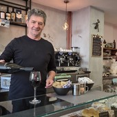 Paolo Bovio nel suo Angolo Divino Paolo Bovio nel suo Angolo Divino