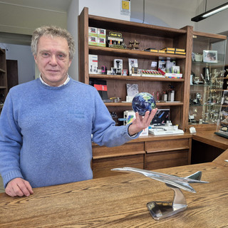 Alberto Fumagalli con la madre Maria Maroni porta avanti con cura e passione uniche &quot;Maroni &amp; Fumagalli&quot; in via Sacco