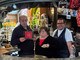Il Bar Cadore a Giubiano, attività storica della Città Giardino, è gestito con simpatia e calore dalla famiglia Mansi e cioè da papà Antonio, mamma Carmela e dai figli Pantaleone e Rosa Il Bar Cadore a Giubiano, attività storica della Città Giardino, è gestito con simpatia e calore dalla famiglia Mansi e cioè da papà Antonio, mamma Carmela e dai figli Pantaleone e Rosa