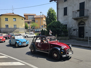 Le immagini del raduno Citroen (foto da comunicato stampa) Le immagini del raduno Citroen (foto da comunicato stampa)