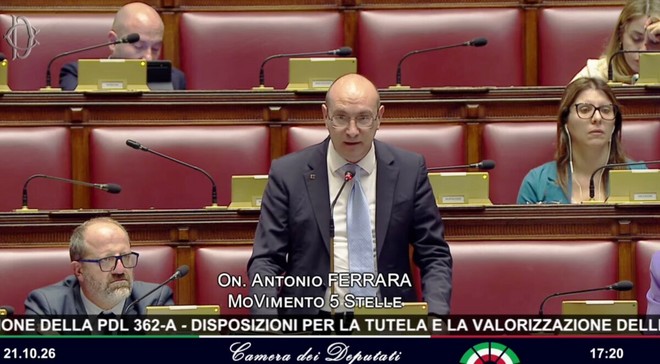 Ferrara (M5S): «Desertificazione commerciale, il Governo accoglie il nostro impegno» Ferrara (M5S): «Desertificazione commerciale, il Governo accoglie il nostro impegno»