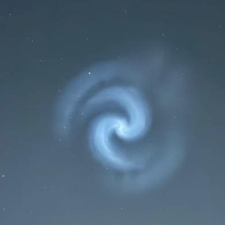 LA VARESE NASCOSTA. La &quot;misteriosa&quot; spirale nel cielo di Varese? Accadde anche nel lontano 1968...