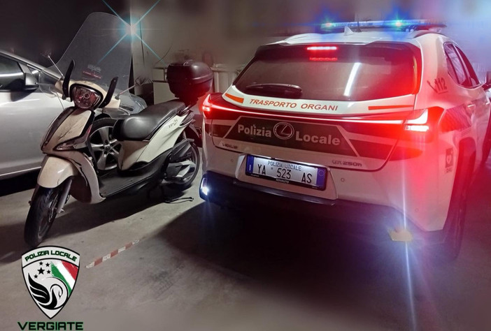 (foto polizia locale Vergiate)