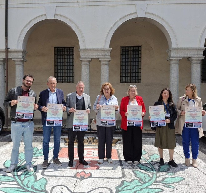 La presentazione della serata a Palazzo Gilardoni