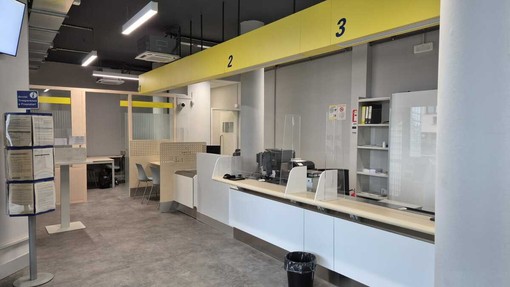L'ufficio postale di Azzate rinnovato