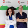 la dr.ssa Giuditta Giussani, Responsabile della SC Neurologia di ASST Valtellina e Alto Lario, e il Dott. Simone Vidale, Direttore della Neurologia varesina, scattata nel Presidio Ospedaliero di Sondalo