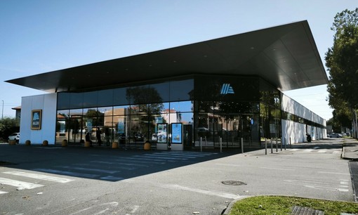 Dopo Busto chiude anche l'Aldi di Castellanza: cala il sipario sullo storico punto vendita tenuto a battesimo da Alessandro Borghese