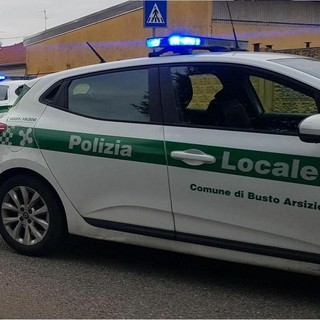 La Polizia Locale di Busto pizzica due spacciatori, blitz grazie alla segnalazione di cittadini