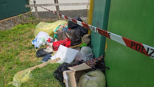 Un episodio del recente passato di abbandono rifiuti sul territorio comunale di Arcisate Un episodio del recente passato di abbandono rifiuti sul territorio comunale di Arcisate