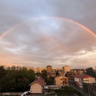 Fotonotizia - Arcobaleno superstar, spettacolo nel cielo di Busto