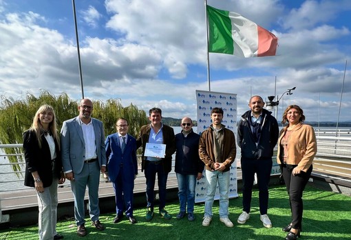 Foto di gruppo di oggi dalla terrazza panoramica della Schiranna alla stazione meteorologica
