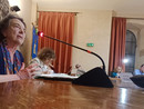 La sindaca di Angera Marcella Androni in consiglio comunale
