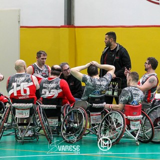 L'HS Amca Elevatori Varese durante un timeout