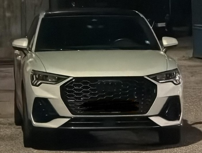 Guida un’auto non immatricolata e con targa falsa. Denunciato