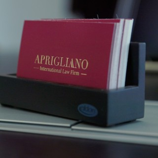 Cittadinanza, doppio fronte caldo tra USA e Italia: l’analisi dell’Avv. Aprigliano sulla stretta che può cambiare il destino degli italo-discendenti