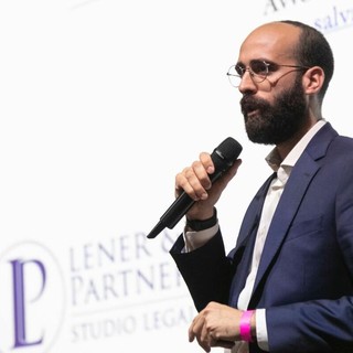 Memecoin, Consob e nuove regole, cosa insegna il caso Corona secondo l’avvocato Salvatore Luciano Furnari