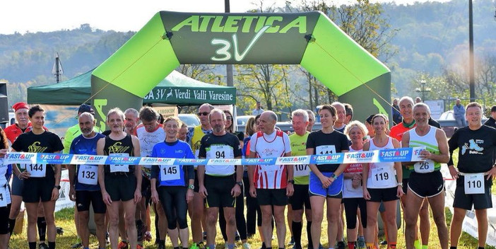 Riccardo Laudi stacca tutti e vince il cross della Poiana a Sangiano Riccardo Laudi stacca tutti e vince il cross della Poiana a Sangiano