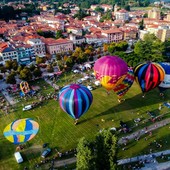 Lo spettacolo delle mongolfiere ad Angera