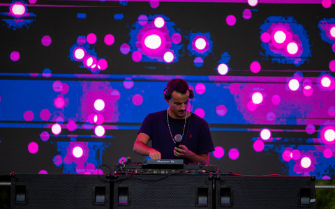 Dj Dos, nome d'arte di Fillippo degli Abbati, ha animato con la sua musica la serata di ieri alla Schiranna