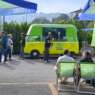 Carlsberg Italia rinnova l'impegno per il territorio con Legambiente Lombardia e "Porte Aperte ai Luppoli" nello storico Birrificio Angelo Poretti di Induno Olona
