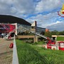 L'intervento dei vigili del fuoco per il crollo dell'ingresso dell'E-Work Arena di Busto Arsizio