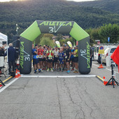 Baciato dal sole e dai panorami del Ceresio, il Porto-Brusino Trail regala spettacolo: successo per la grande gara transfrontaliera Baciato dal sole e dai panorami del Ceresio, il Porto-Brusino Trail regala spettacolo: successo per la grande gara transfrontaliera