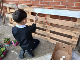 I lavori all'orato verticale della scuola primaria Pascoli di Besozzo I lavori all'orato verticale della scuola primaria Pascoli di Besozzo