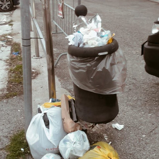 Rifiuti abbandonati a Besozzo