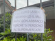 Uno dei messaggi dei bambini affissi alla cancellata della scuola dell'infanzia di Besozzo superiore Uno dei messaggi dei bambini affissi alla cancellata della scuola dell'infanzia di Besozzo superiore